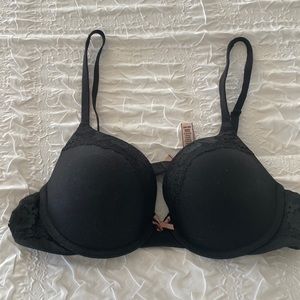 Victoria Secret Body by Victoria Bra